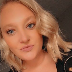 Meet your Posher, Kori